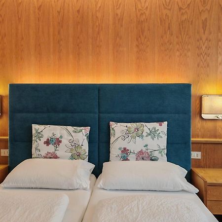 Hotel Alpenblick Sarentino Экстерьер фото