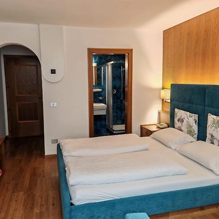 Hotel Alpenblick Sarentino Экстерьер фото