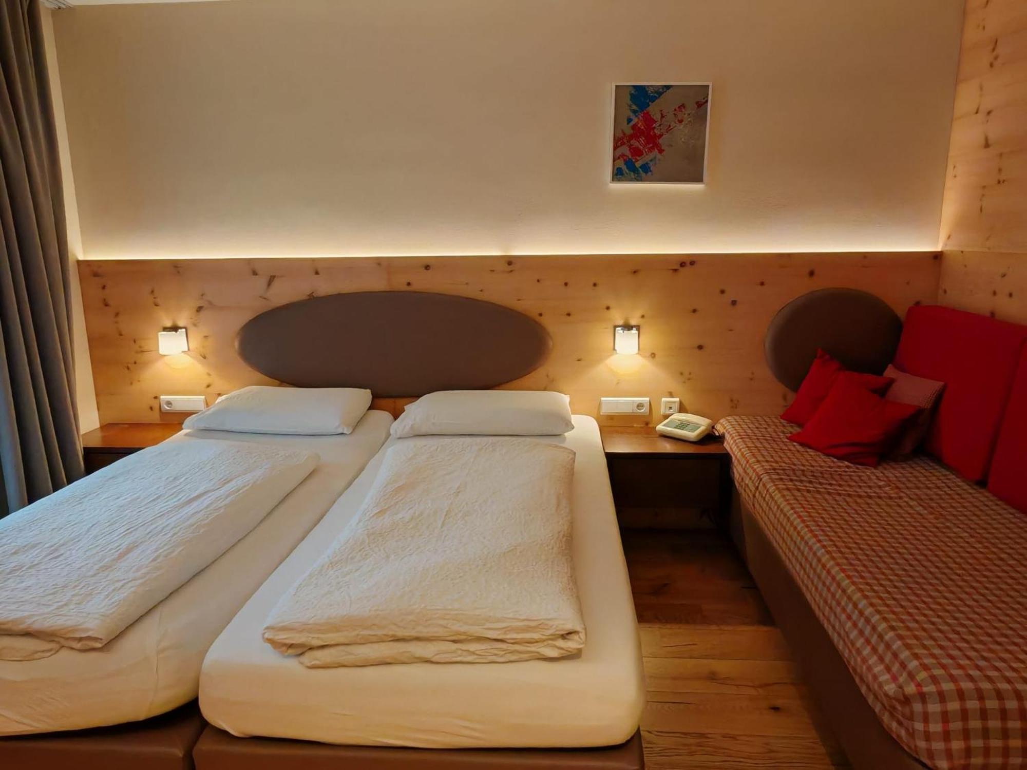 Hotel Alpenblick Sarentino Экстерьер фото