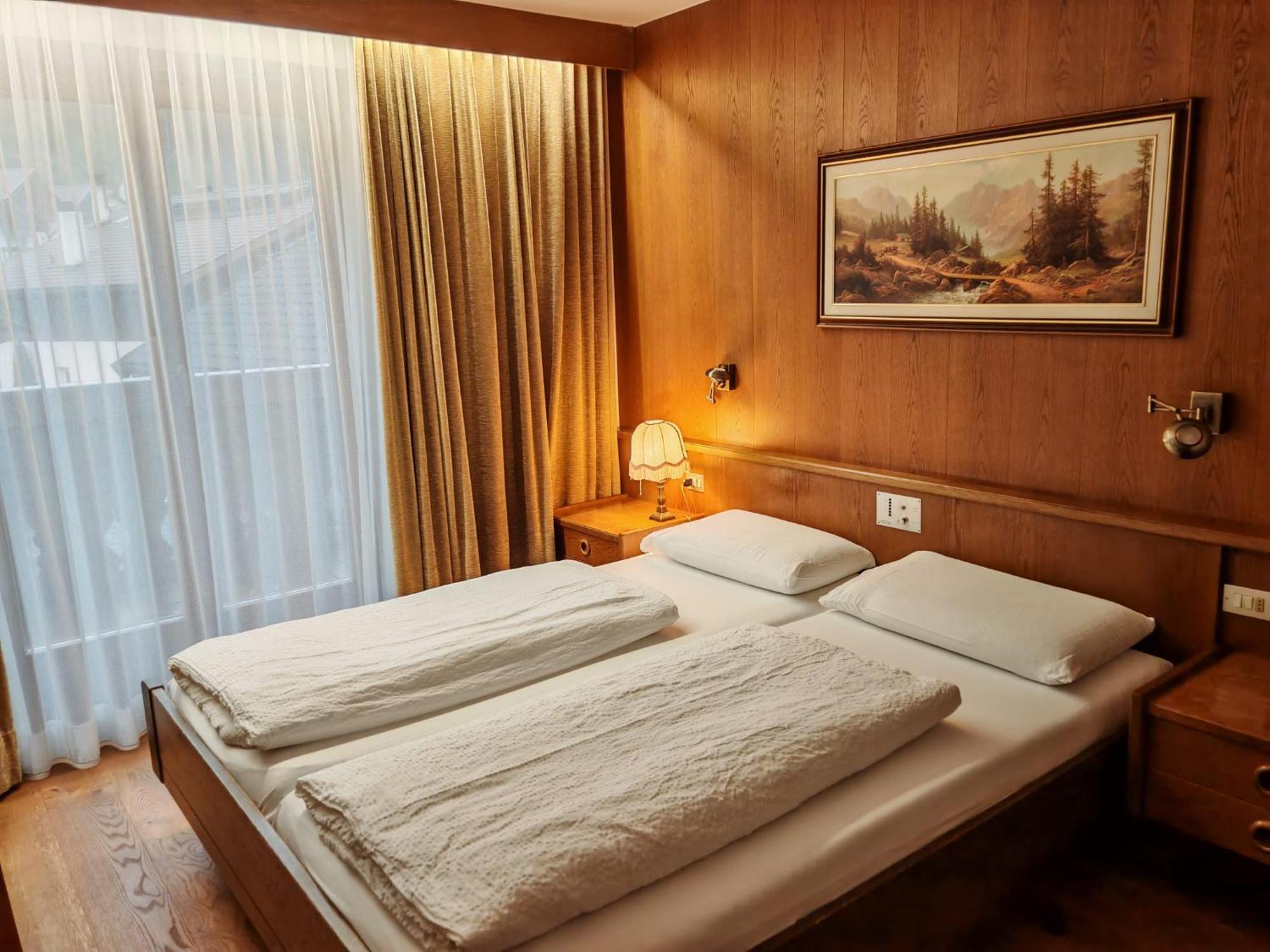 Hotel Alpenblick Sarentino Экстерьер фото