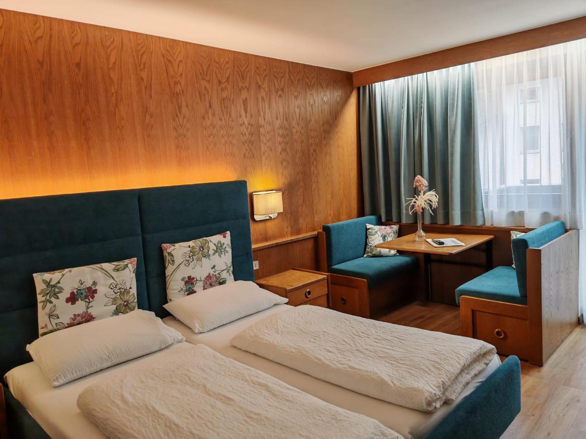 Hotel Alpenblick Sarentino Экстерьер фото