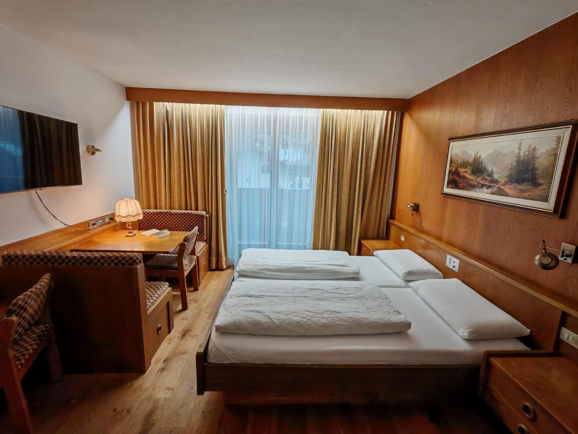 Hotel Alpenblick Sarentino Экстерьер фото