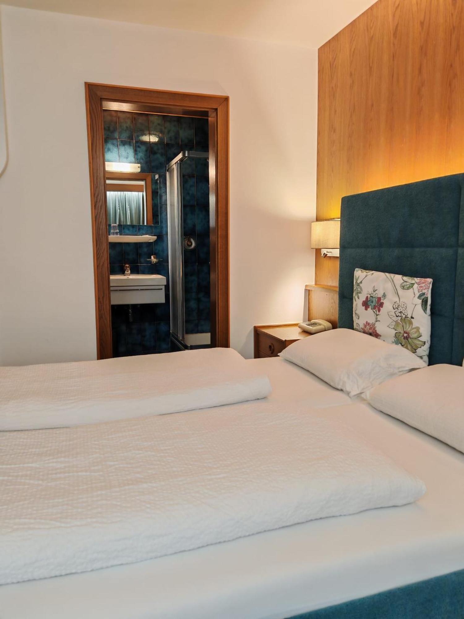 Hotel Alpenblick Sarentino Экстерьер фото