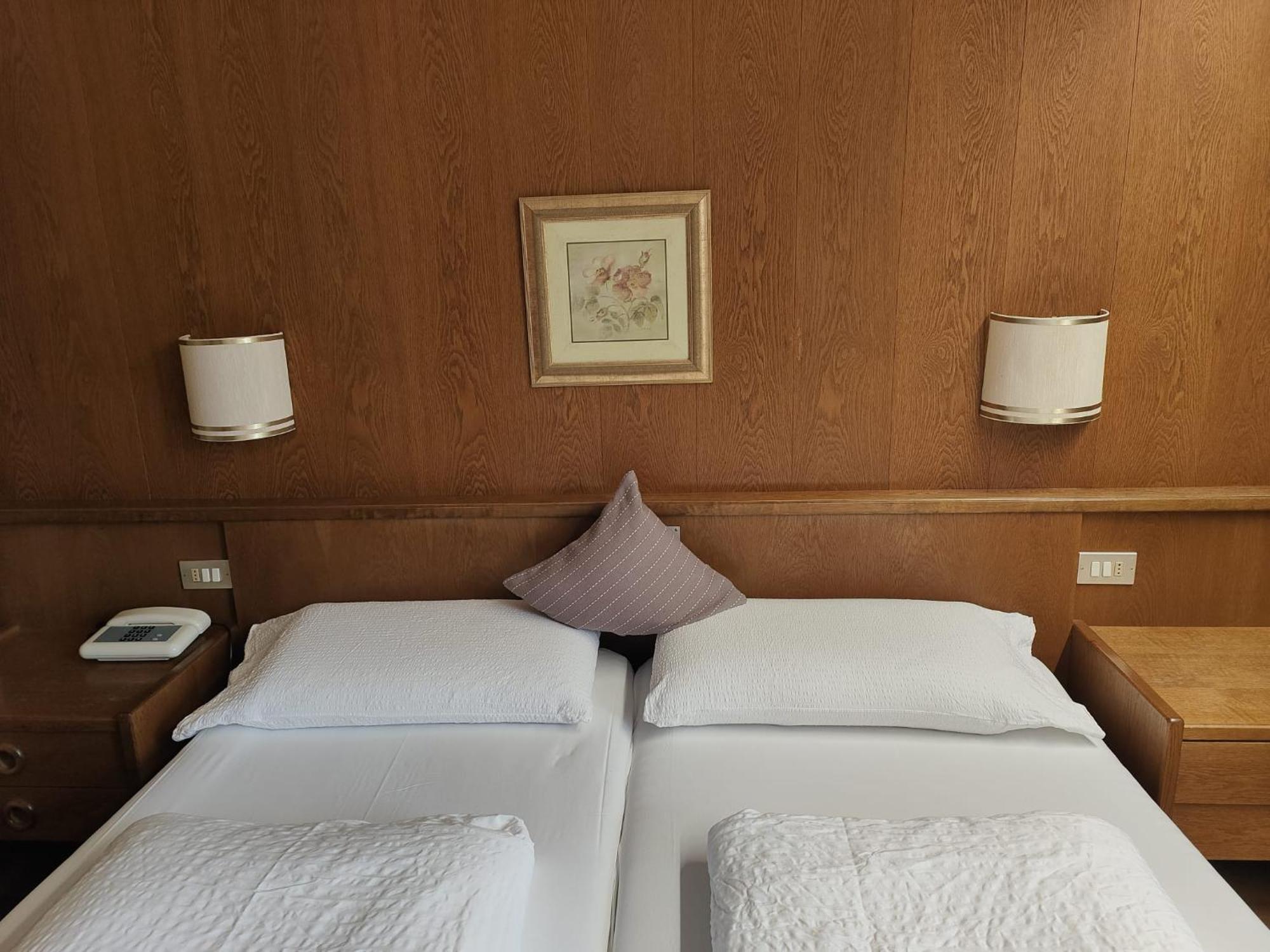 Hotel Alpenblick Sarentino Экстерьер фото