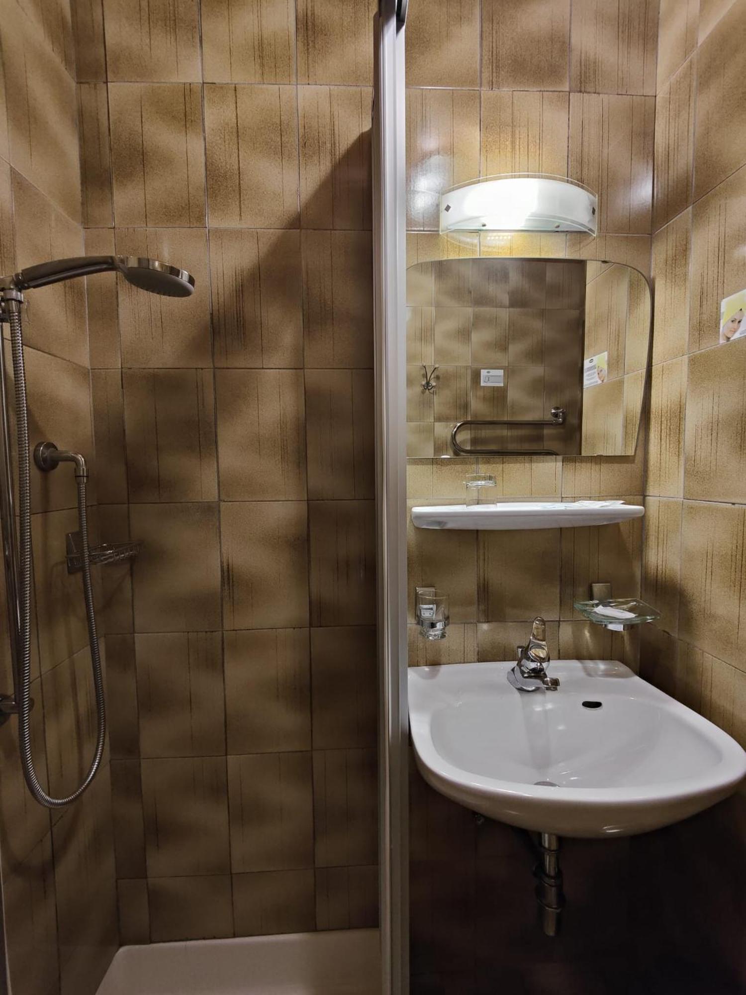 Hotel Alpenblick Sarentino Экстерьер фото